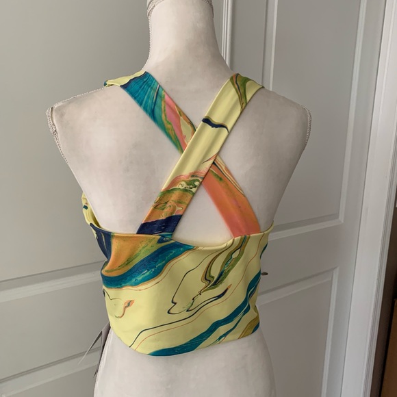 Nike Aurora Women's Cropped Marbled Tank - Picture 12 of 16